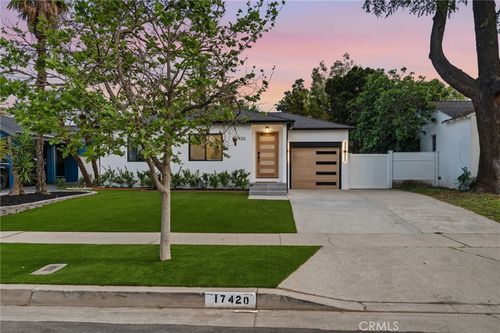 17420 Collins St, Encino, CA, 91316 | Card Image