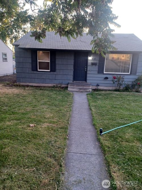410 W Ridge Rd, Moses Lake, WA, 98837-1555 | Card Image