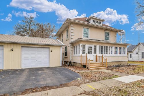 230 N Main St, Cisco, IL, 61830-6601 | Card Image