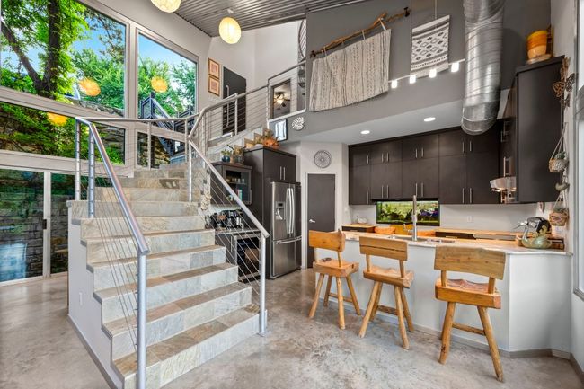 View of stairs | Image 18
