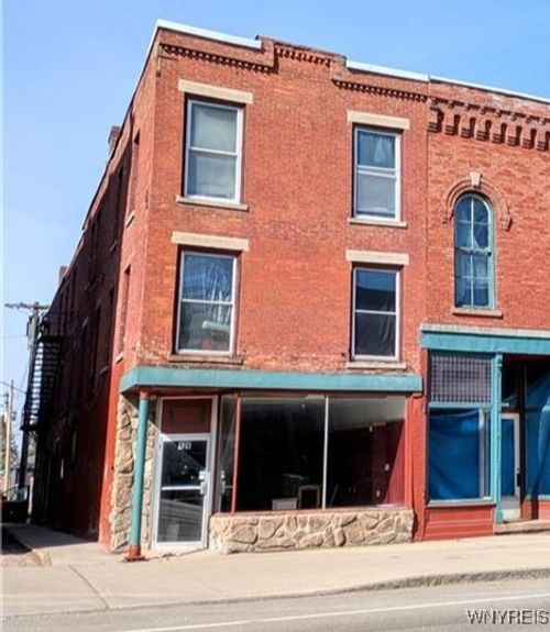 126 N Main St, Albion, NY, 14411-1045 | Card Image