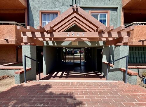 213-2507 E 15th St, Long Beach, CA, 90804-1473 | Card Image