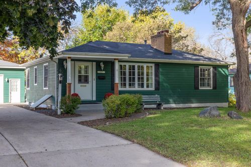 4047 Louisiana Ave N, New Hope, MN, 55427-1330 | Card Image