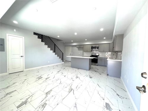 b-15616 Amar Rd, La Puente, CA, 91744-2962 | Card Image