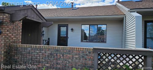 2-25861 Lexington Drive, South Lyon, MI, 48178 | Card Image