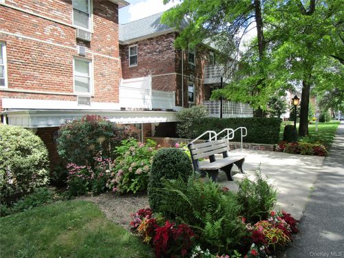 127-40 Daley Place, Hempstead, NY, 11563 | Card Image