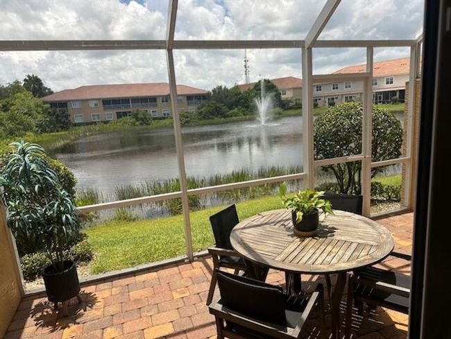 524 Sw Glen Crest Way, Condo with 3 bedrooms, 3 bathrooms and null parking in Stuart FL | Image 12