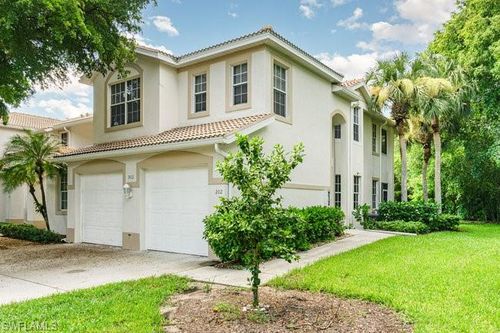 unit-202-9021 Las Maderas Dr, BONITA SPRINGS, FL, 34135-0833 | Card Image