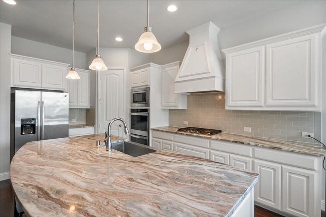 2705 Avondale Dr, House other with 5 bedrooms, 4 bathrooms and null parking in Mansfield TX | Image 18