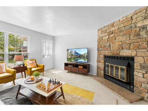 8928 W Dartmouth Pl, Lakewood, CO, 80227-4525 | Card Image