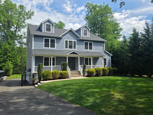 637 Mountain Ave, Berkeley Heights, NJ, 07922-2522 | Card Image