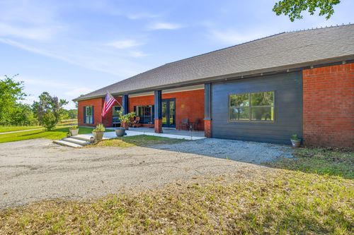 1015 County Road 134, Stephenville, TX, 76401-6344 | Card Image