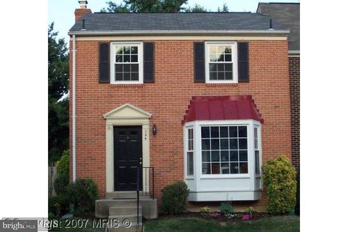 134 Lamont Ln, GAITHERSBURG, MD, 20878-2710 | Card Image