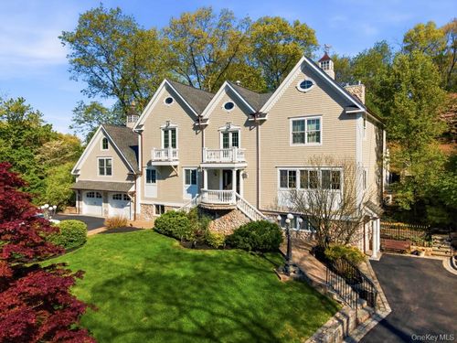33 Greenbriar Dr, Chappaqua, NY, 10514-3019 | Card Image