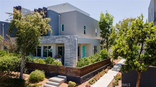 270 Novel, Irvine, CA, 92618 | Card Image