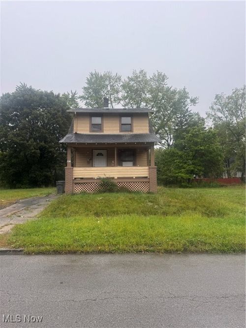 411 Saint Louis Ave, Youngstown, OH, 44511-1729 | Card Image