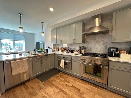 apt-406-50 Hichborn St, Boston, MA, 02135-3067 | Card Image