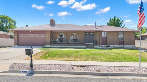 1305 Pinewood Dr, Taylorsville, UT, 84123-4308 | Card Image