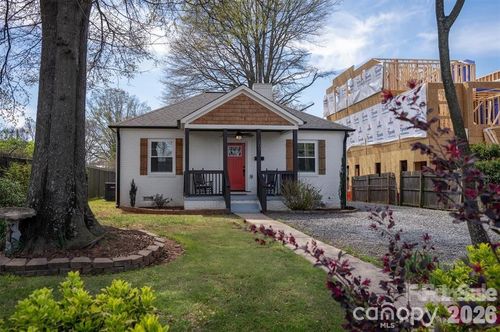 307 E Peterson Drive, Charlotte, NC, 28203 | Card Image