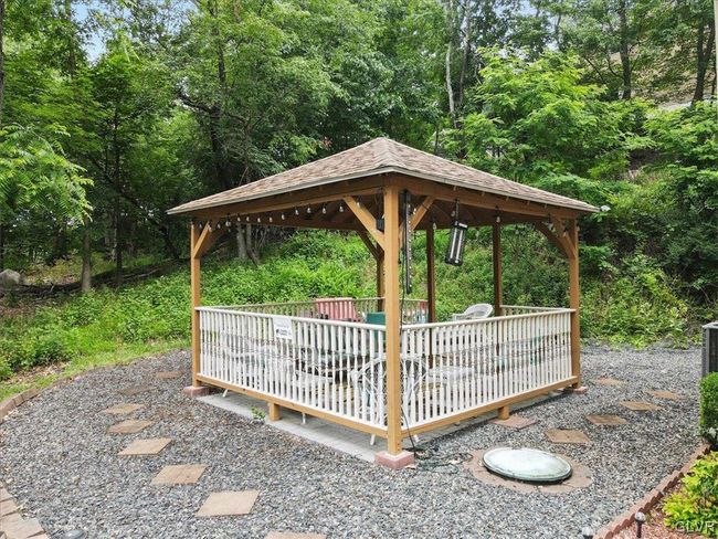 233 Edward Smith Blvd, House other with 4 bedrooms, 3 bathrooms and null parking in East Stroudsburg PA | Image 32