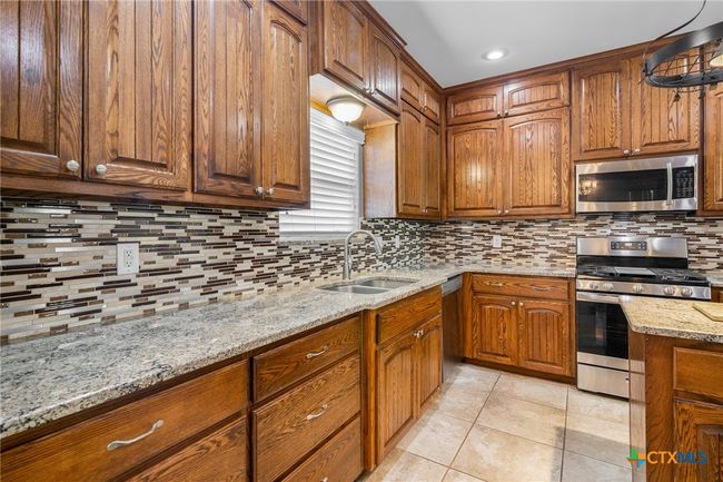 480 Perdido Pointe Cir, House other with 4 bedrooms, 3 bathrooms and null parking in Victoria TX | Image 21