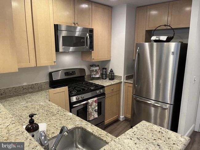 UNIT-326W - 3600 S Glebe Rd, Condo with 1 bedrooms, 1 bathrooms and null parking in ARLINGTON VA | Image 4
