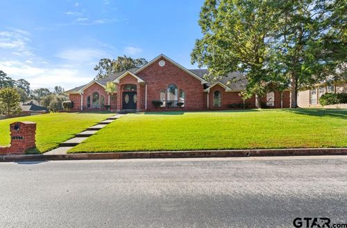1603 Old Oak Dr, Tyler, TX, 75703-7529 | Card Image