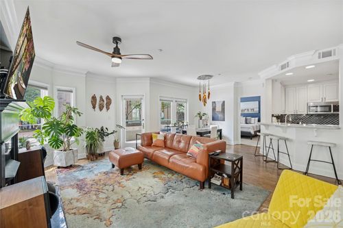 103-401 N Church St, Charlotte, NC, 28202-1164 | Card Image
