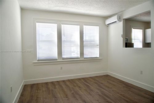 apt-104-501 Sw 6th Ct, Miami, FL, 33130-2601 | Card Image