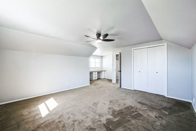 Bonus room with baseboards, carpet floors, and vaulted ceiling | Image 20