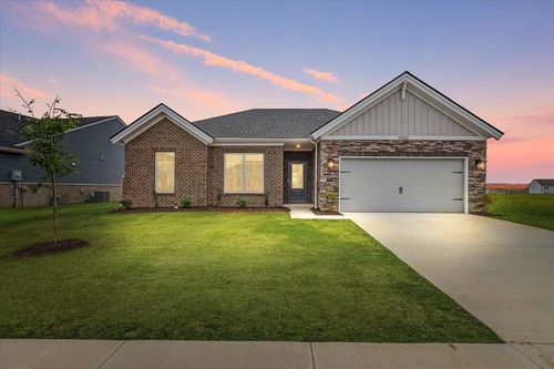 10012 Cascade Ct, Bowling Green, KY, 42101-6381 | Card Image