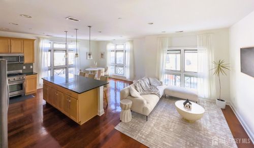 204-2035 Highway 33, TRENTON, NJ, 08690-1745 | Card Image