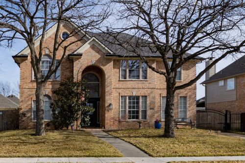 321 Glen Holw, Keller, TX, 76248-5375 | Card Image
