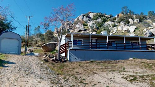 7148 Hungry Gulch Rd, Wofford Heights, CA, 93285 | Card Image