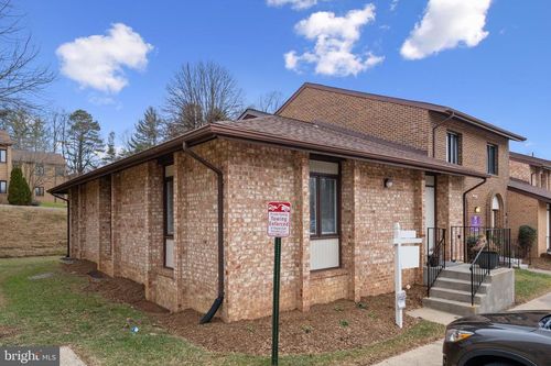 1-9002 Fern Park Dr, BURKE, VA, 22015-1602 | Card Image