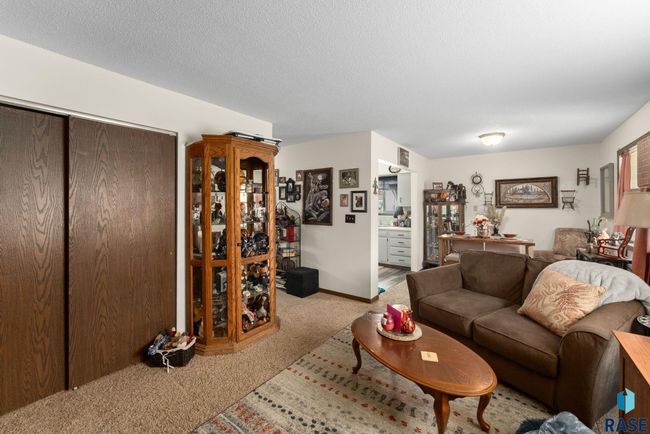 505 E 4 Th St, Home with 0 bedrooms, 0 bathrooms and null parking in Canton SD | Image 4