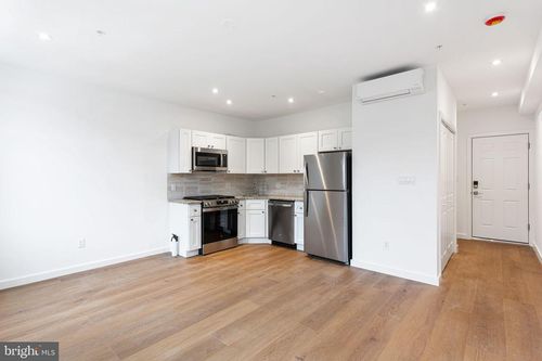 2f-709 S 19th Street, PHILADELPHIA, PA, 19146 | Card Image