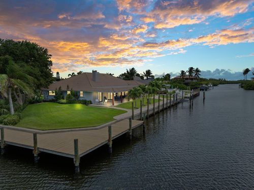 130 Queen Catherina Ct, Hutchinson Island, FL, 34949-8363 | Card Image