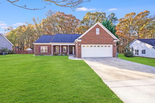 2712 Thornburg Ct, Monroe, NC, 28110-5225 | Card Image