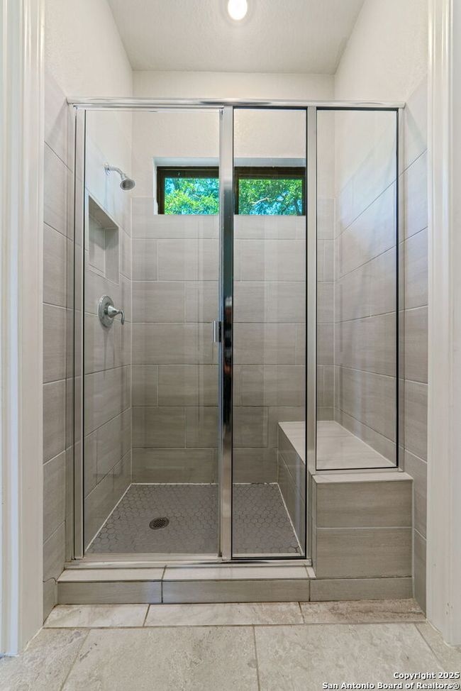 150 Madrone Trl, House other with 4 bedrooms, 4 bathrooms and null parking in Boerne TX | Image 30