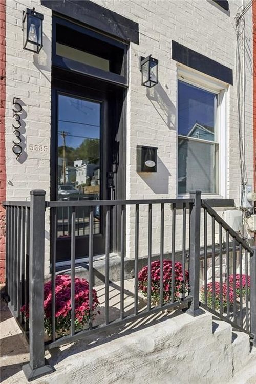 5339 Carnegie St, Pittsburgh, PA, 15201-2512 | Card Image