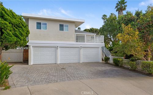 928 Seaside Court, Ventura, CA, 93001 | Card Image