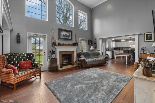 2480 Cyprus Dr Se, Massillon, OH, 44646-7404 | Card Image