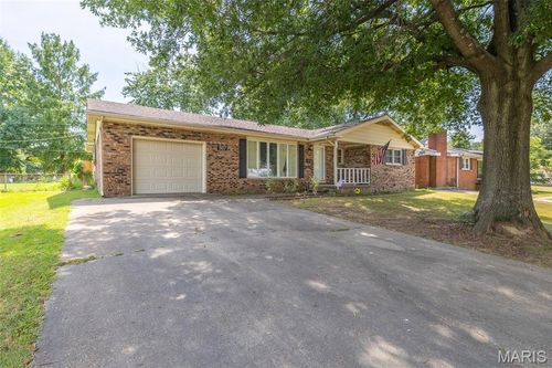 307 Boucher St, Dexter, MO, 63841-2407 | Card Image