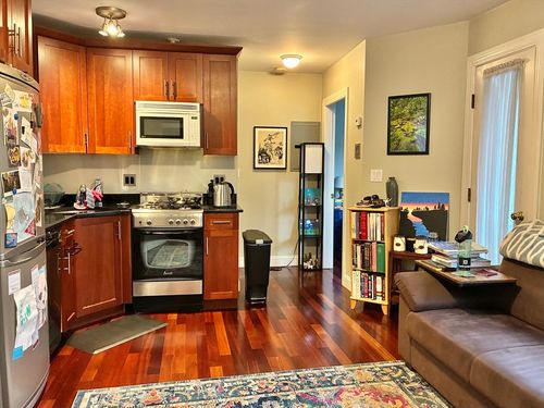 2-228 Hurley St., Cambridge, MA, 02141 | Card Image