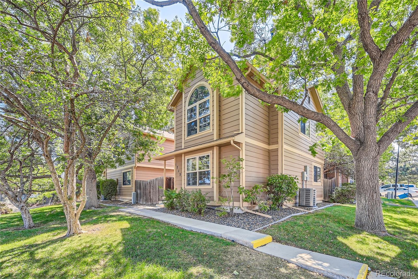 Richfield Way, Aurora, CO 80017