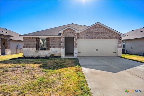 2354 Aylesbury Dr, Copperas Cove, TX, 76522-8111 | Card Image