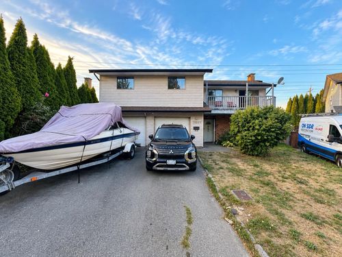 15097 95 Ave, Surrey, BC, V3R7S3 | Card Image