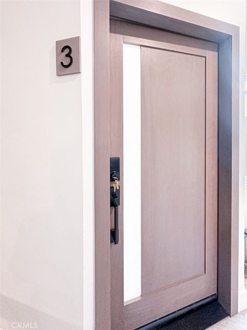 3-1/2 Main St, Newport Beach, CA, 92661 | Card Image