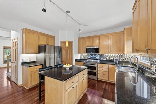 9333 Glacier Rd, Minnetrista, MN, 55375-1351 | Card Image